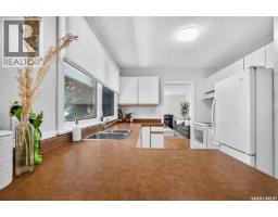 1142 Elgin Avenue, Moose Jaw, SK S6H4H1 Photo 15