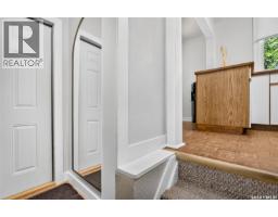 1142 Elgin Avenue, Moose Jaw, SK S6H4H1 Photo 30