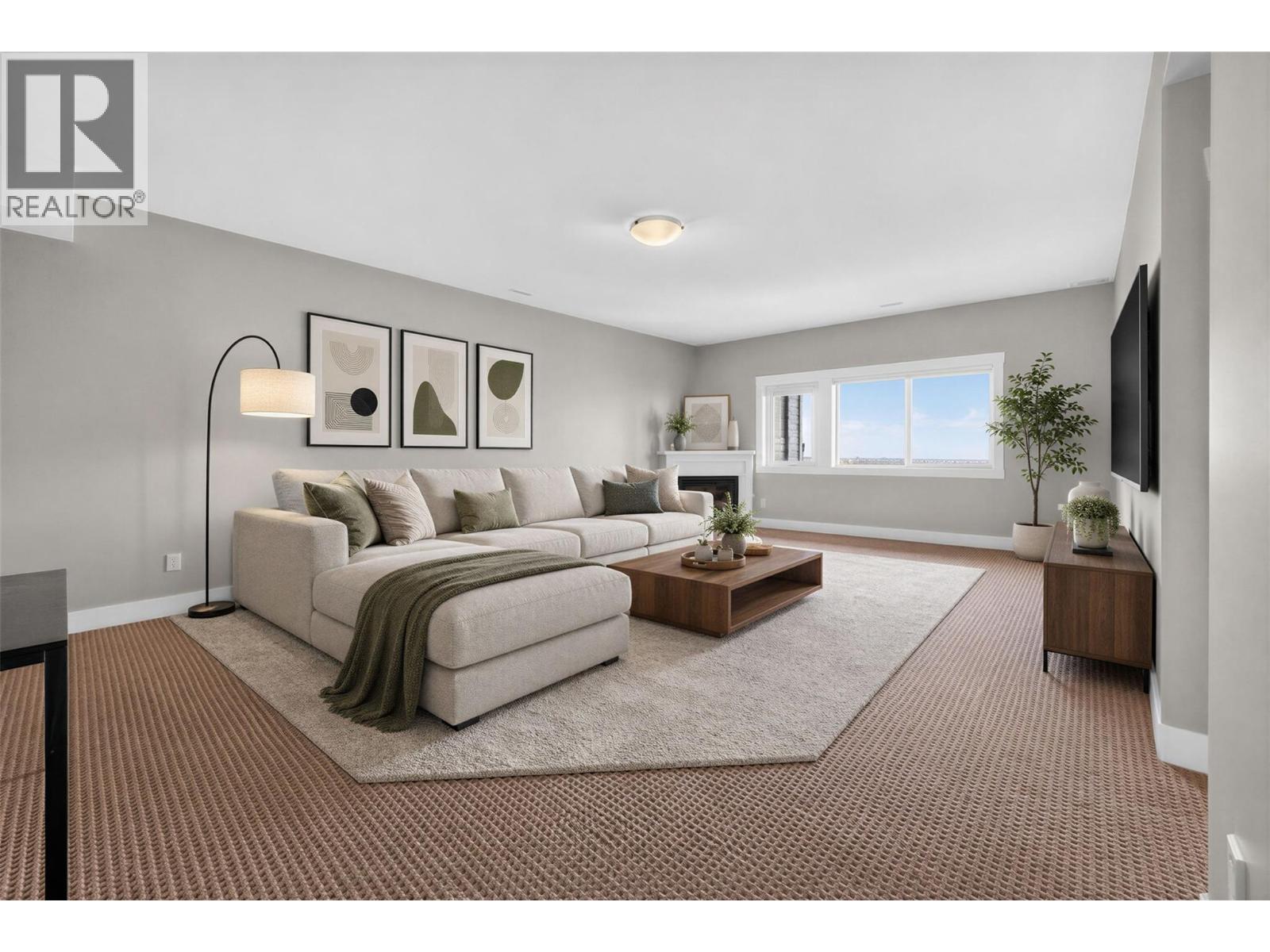 1040 Mt Revelstoke Place Unit# 14 Lot# 20, Vernon