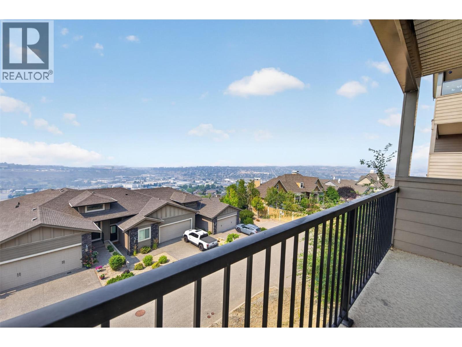 1040 Mt Revelstoke Place Unit# 14 Lot# 20, Vernon