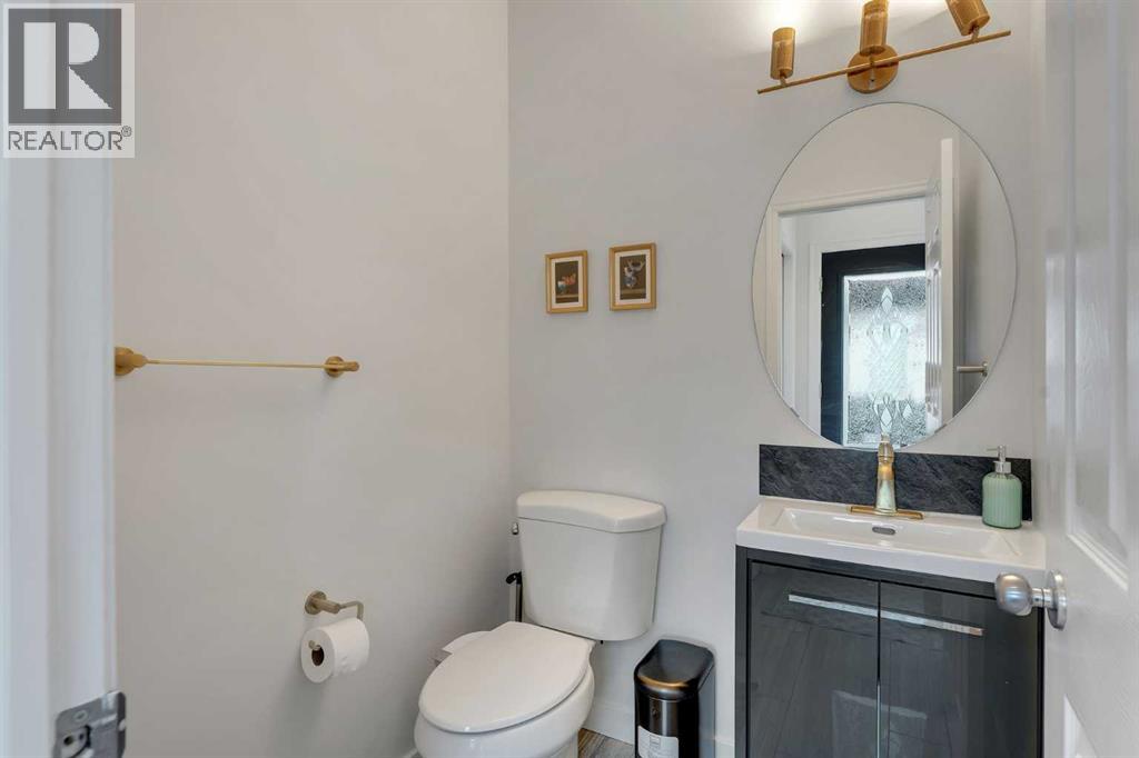 3409 2 Street NW - 16