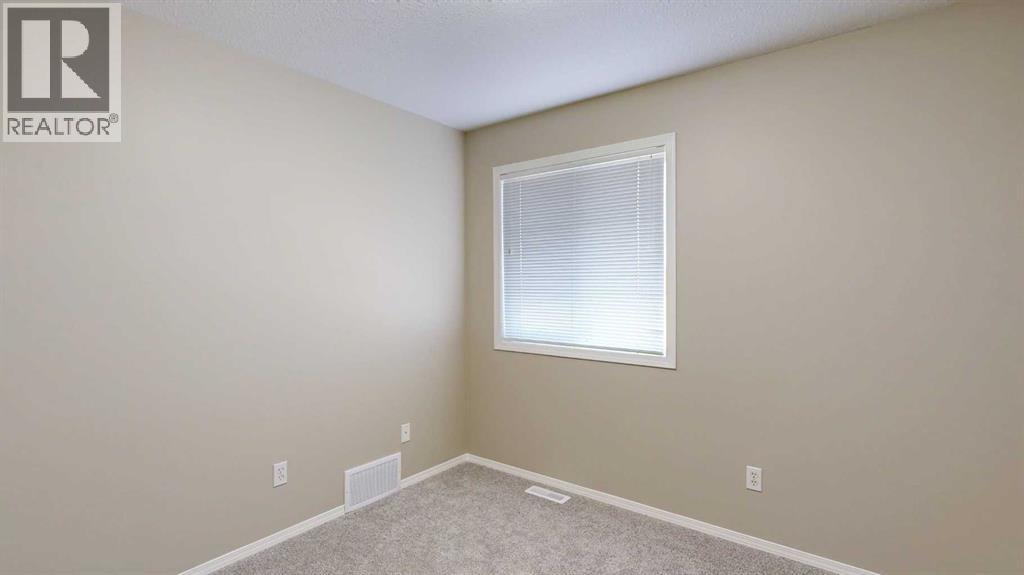 5327 60 Street - Image 18