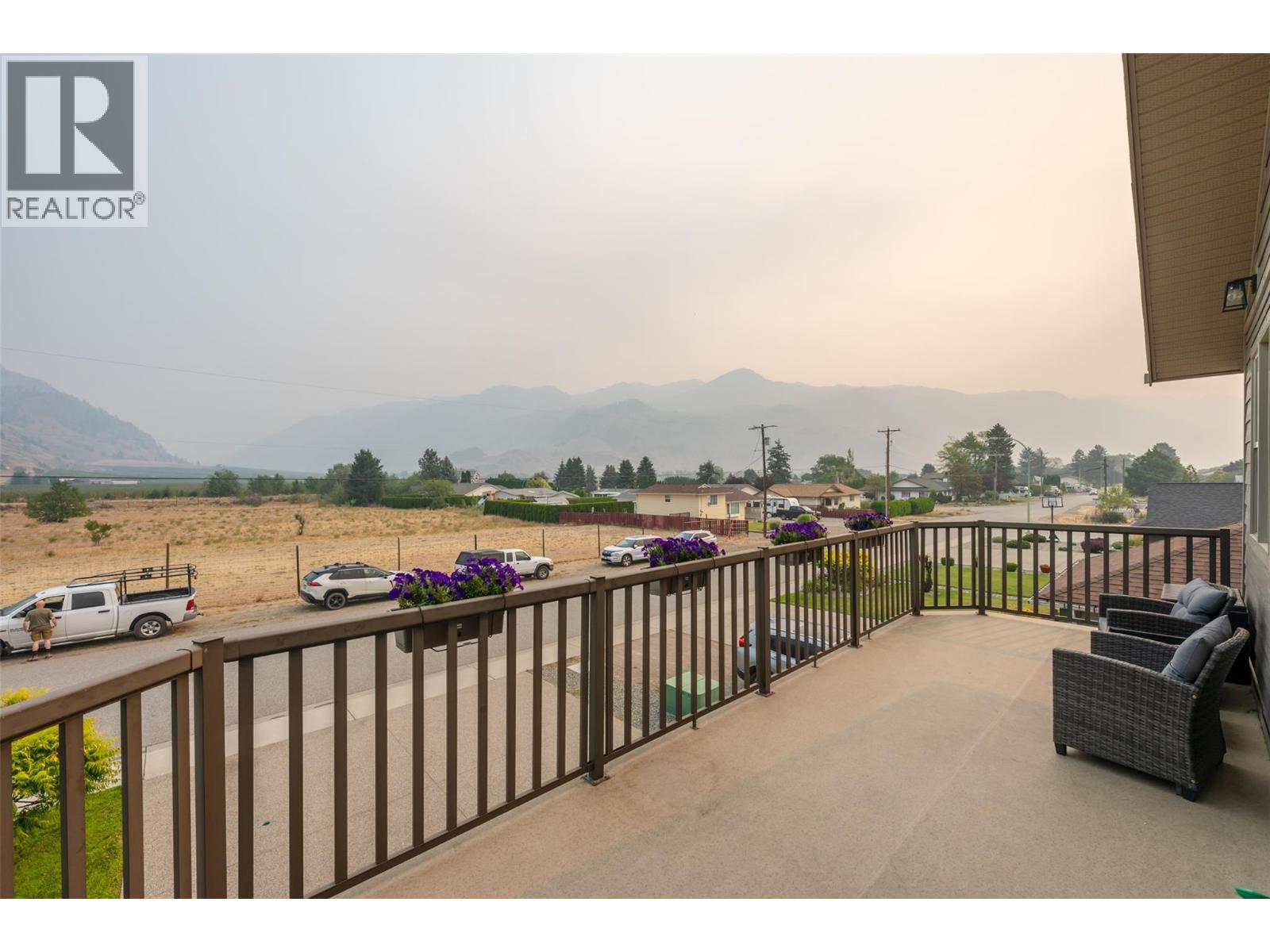317 2nd Avenue, Keremeos