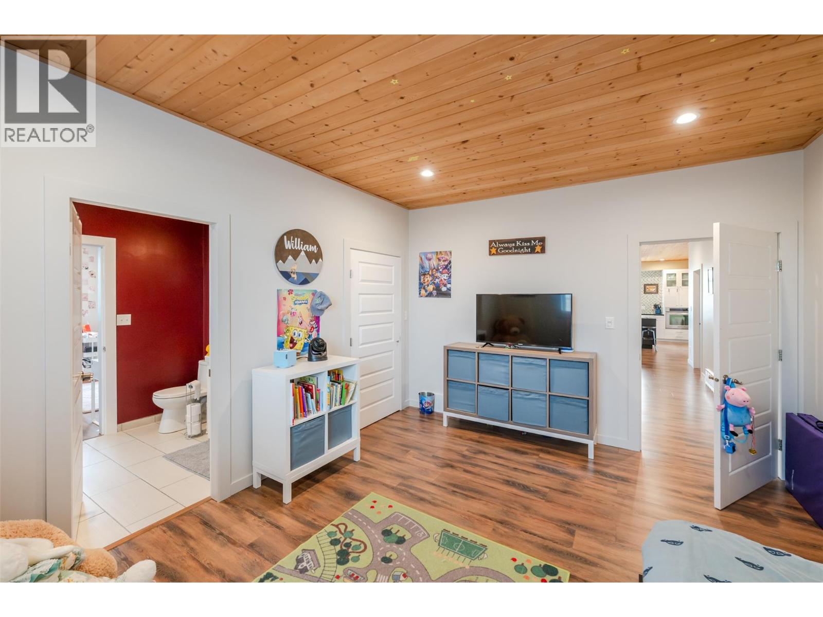 317 2nd Avenue, Keremeos