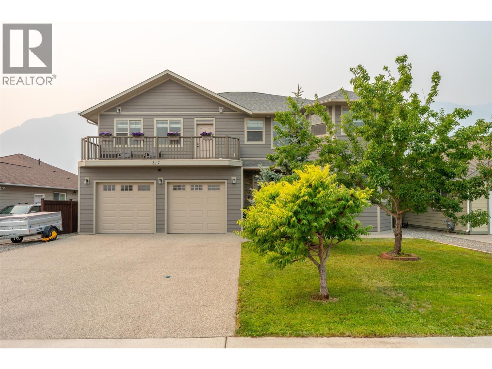 317 2nd Avenue, Keremeos