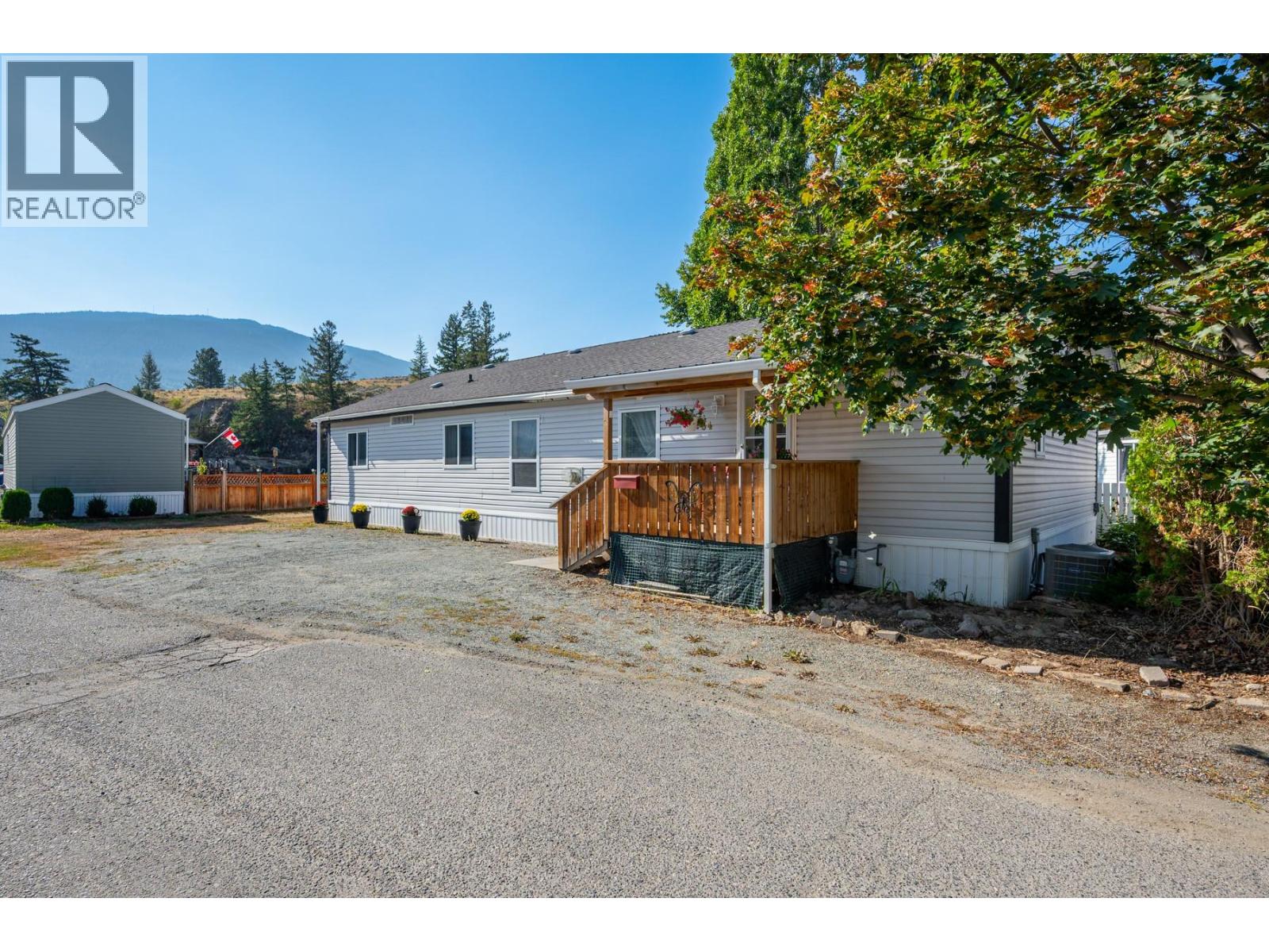 #34 1098 Houston Street - Image 22