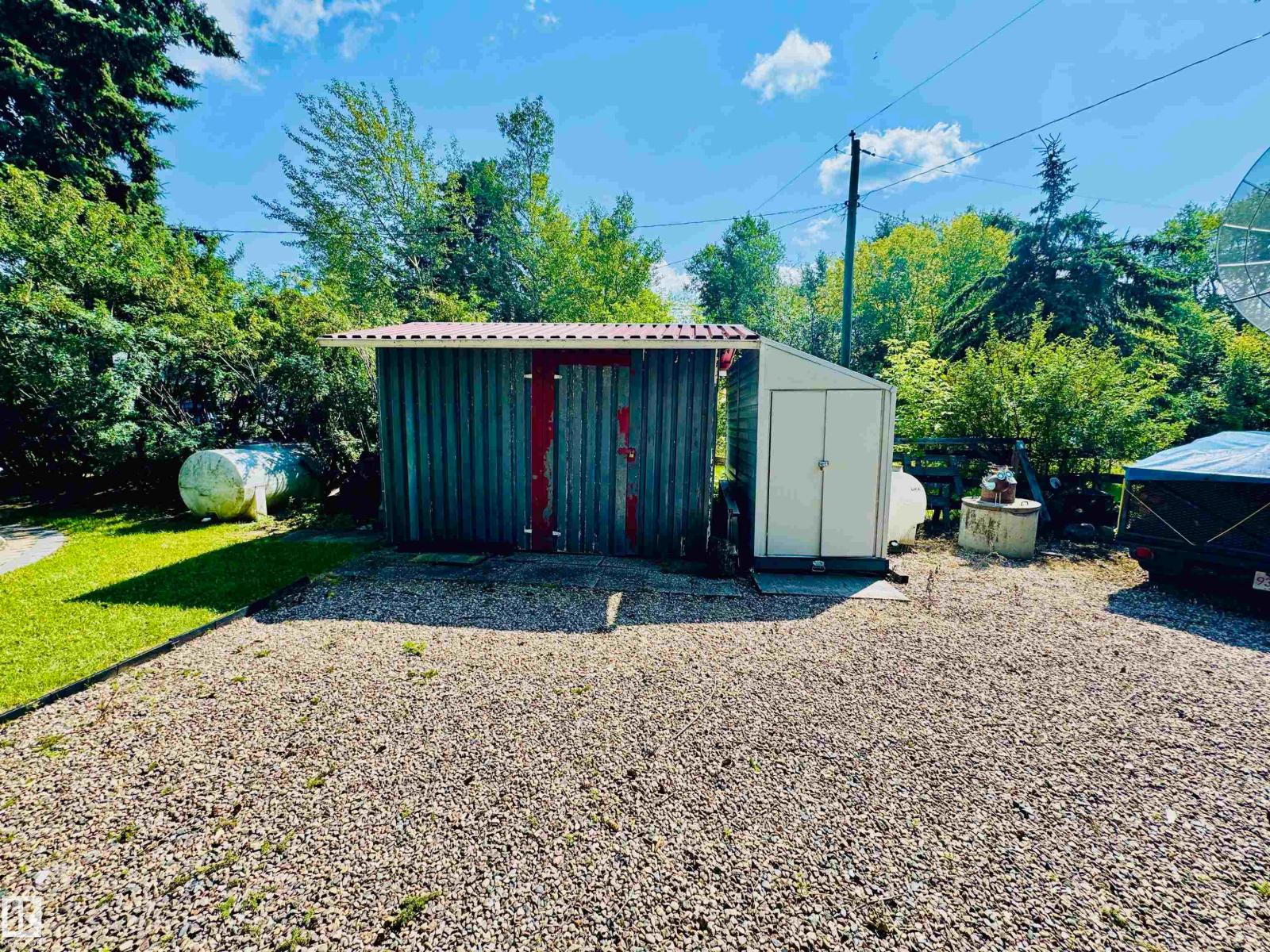 152 11502 TWP RD 604 - 33