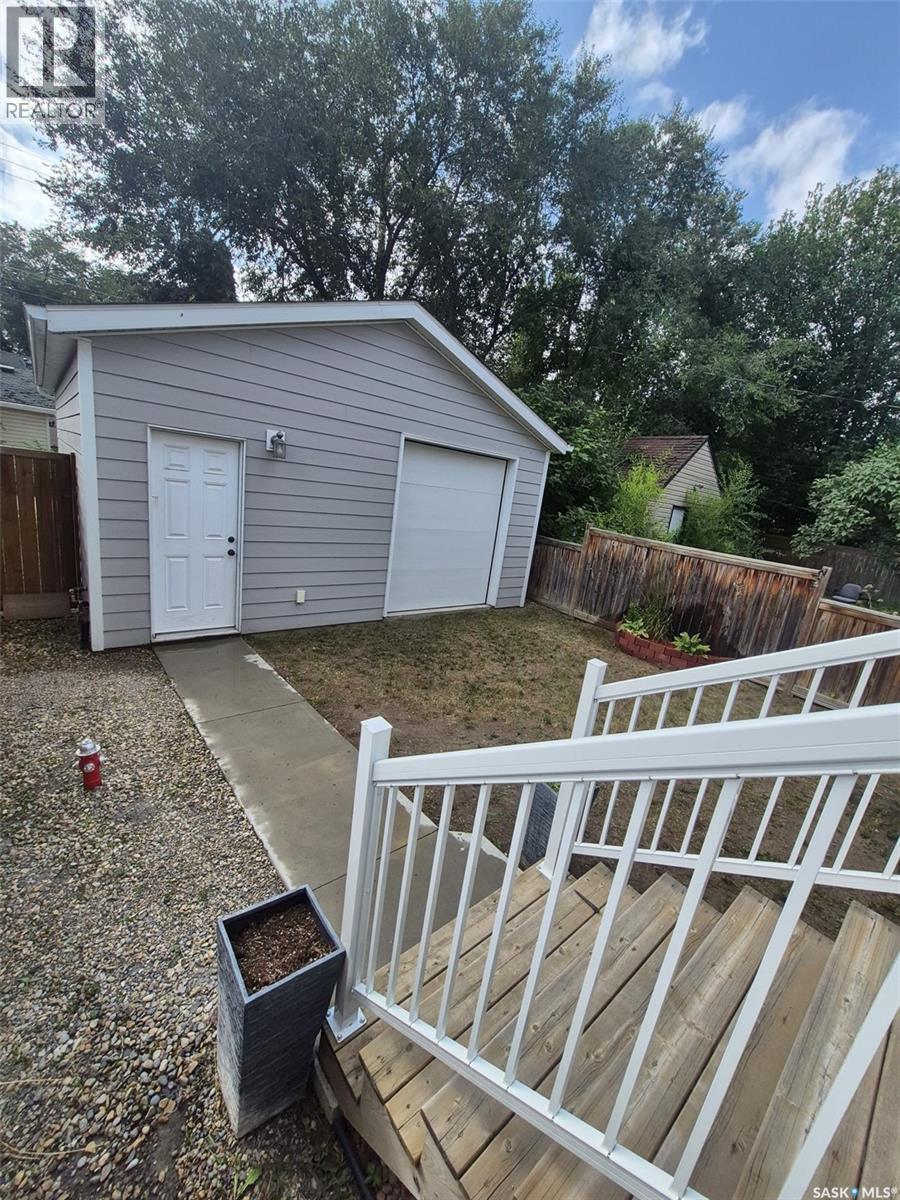 1402 Wiggins AVENUE S - 47