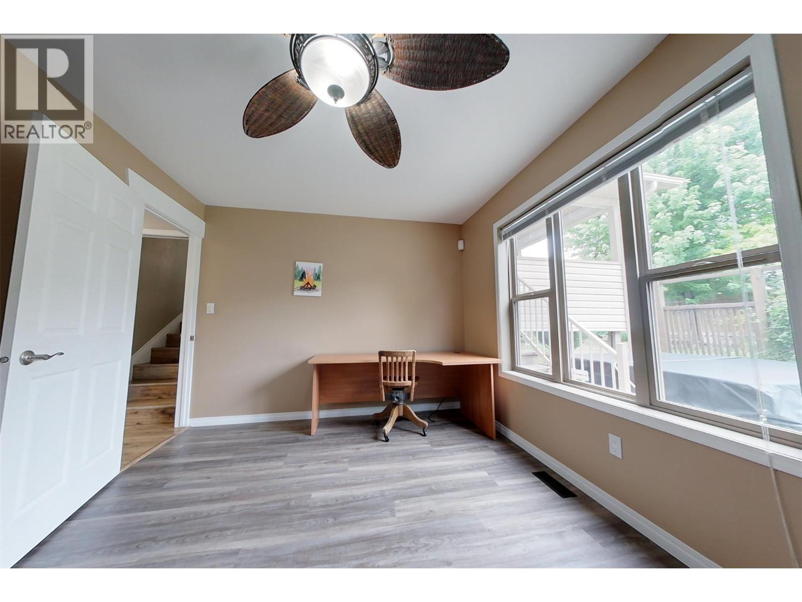 1409 Southview Drive photo 19