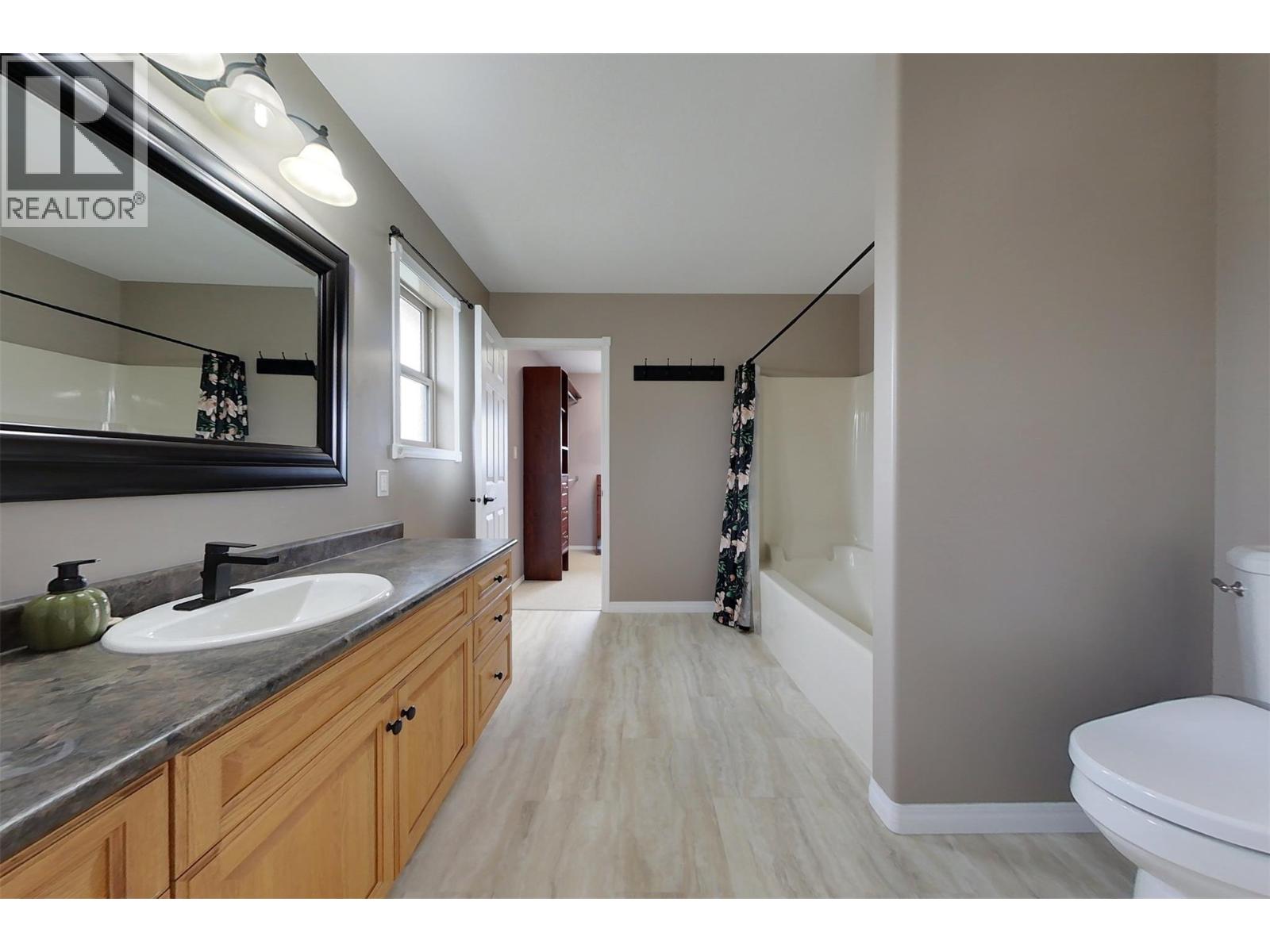 1409 Southview Drive photo 16