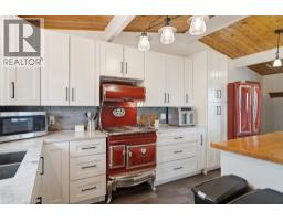 2402 Reid Avenue, Merritt, BC V1K1H6 Photo 30
