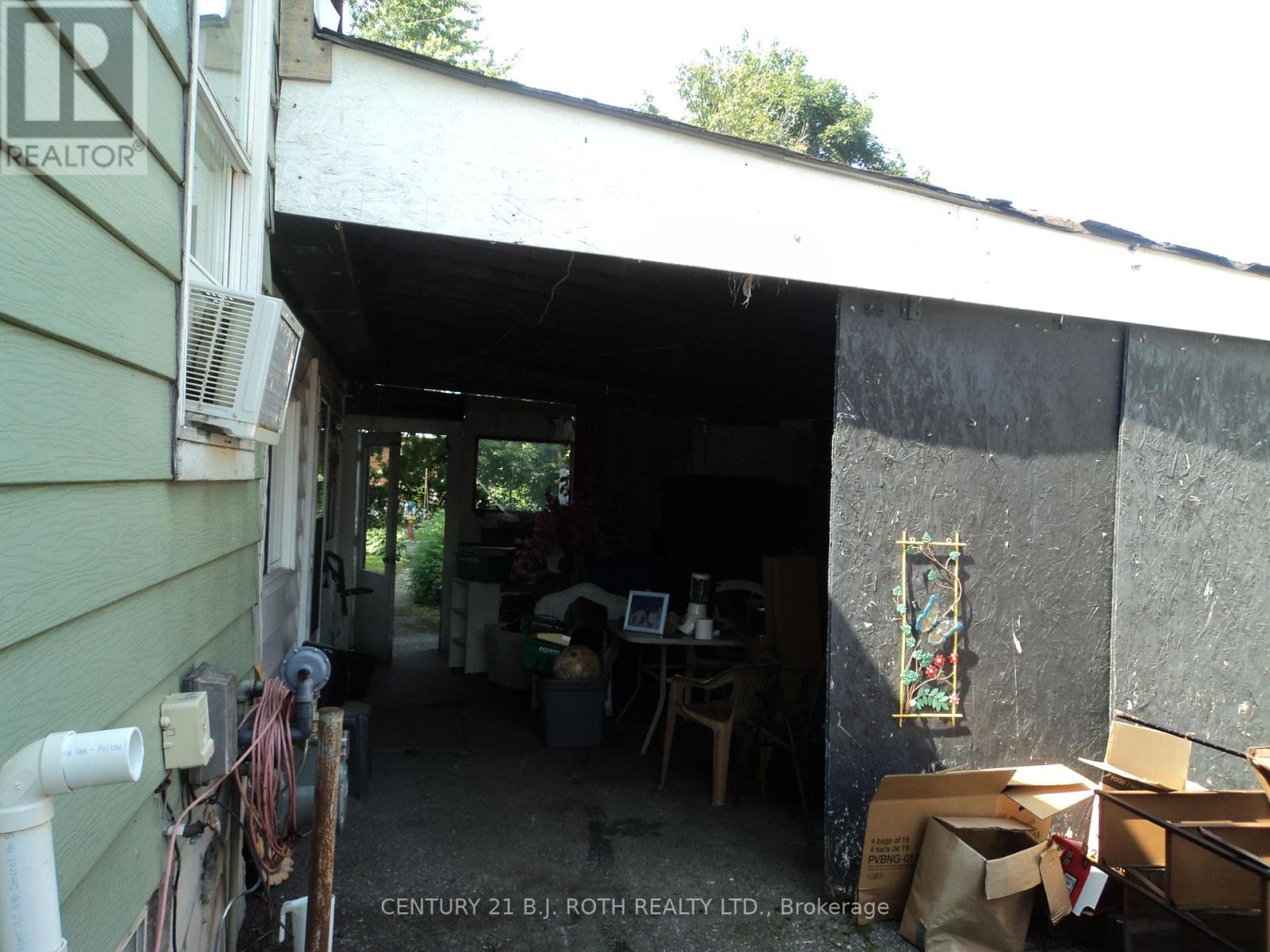 137 DUFFERIN STREET - 5