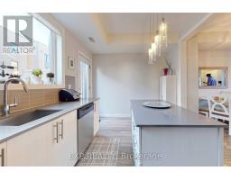 16 Caroline Carpenter Grove, Toronto, ON M3K0B1 Photo 13