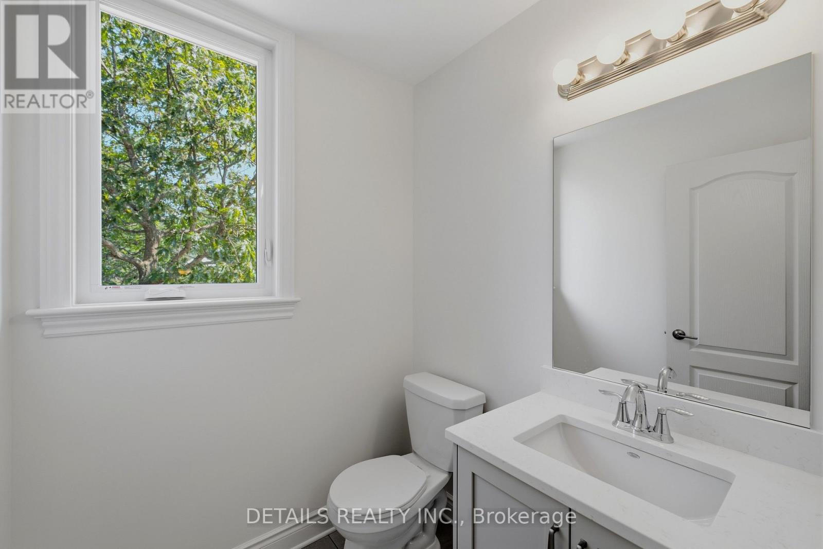 28 RIDINGVIEW CRESCENT - 28