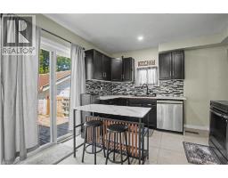 Kitchen - 16 Mercer Road, Cambridge, ON N1R5A5 Photo 9