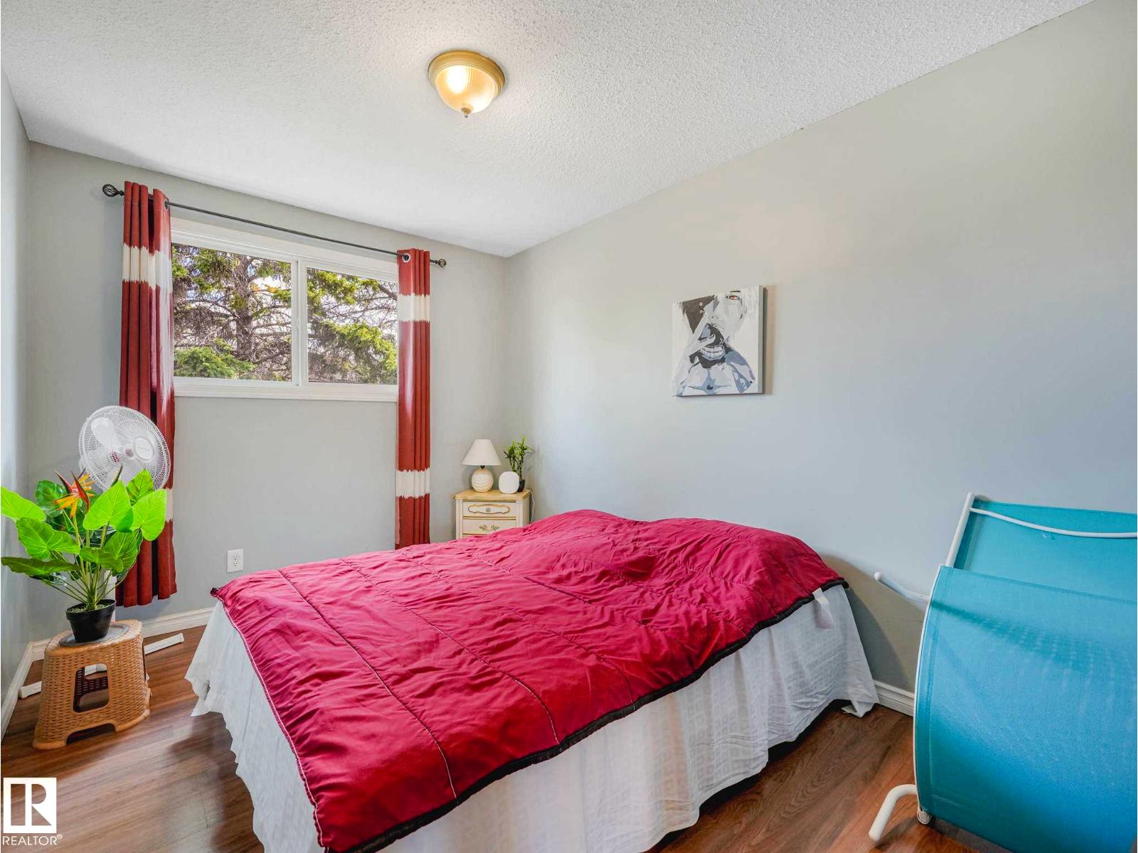13405 40 St NW - Image 25