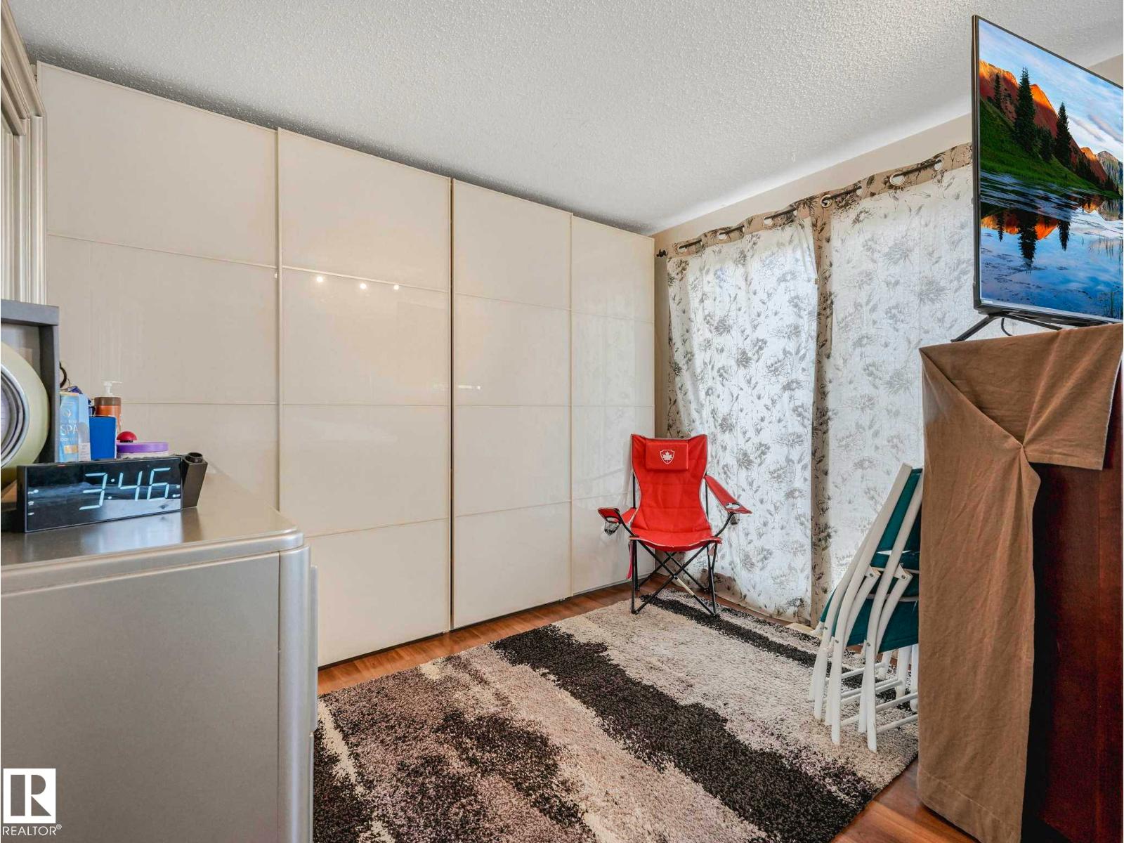 13405 40 St NW - Image 35