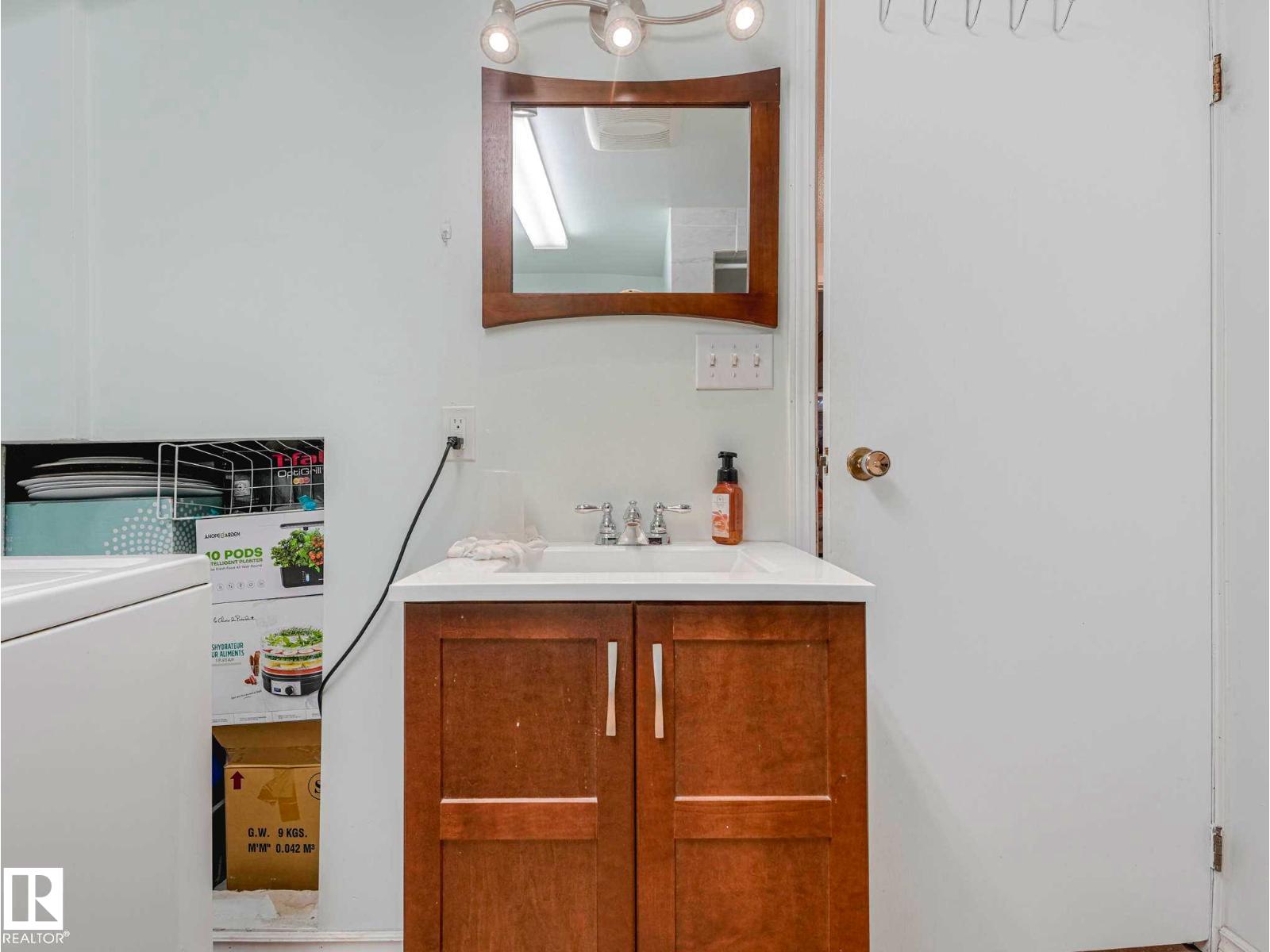13405 40 St NW - Image 40