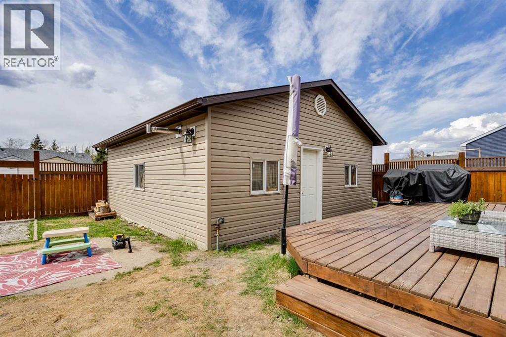 341 Bird Crescent