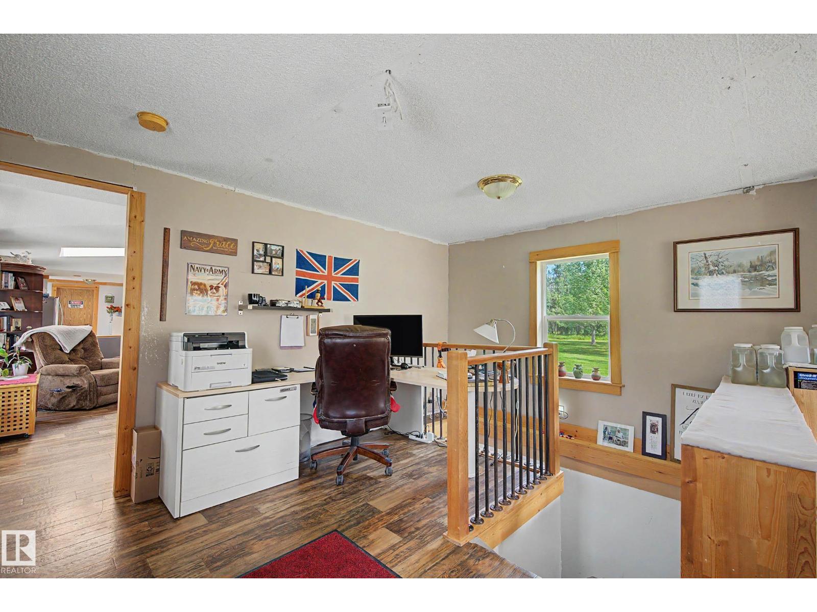 3025 TWP ROAD 562 - 16