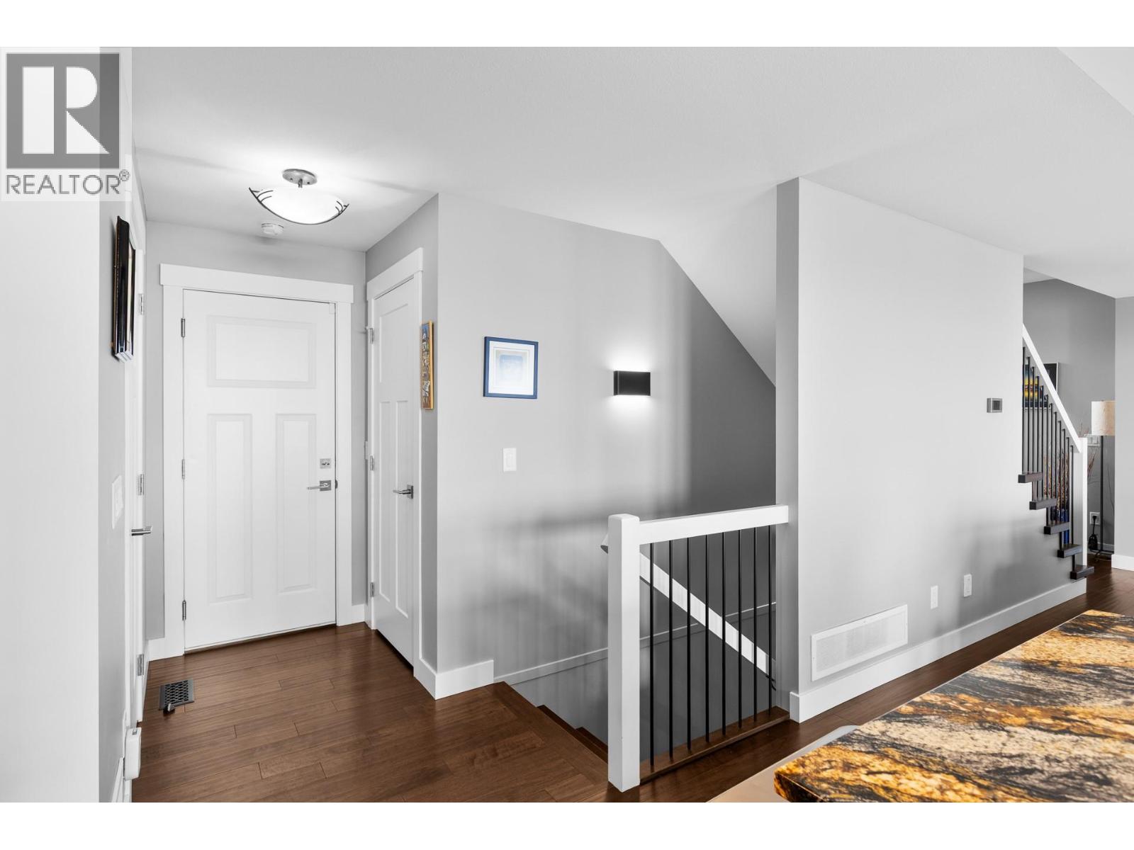 #34 1870 Rosealee Lane - 33