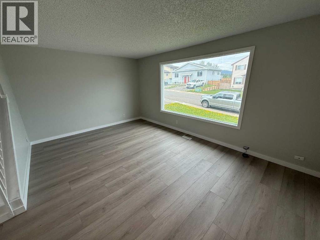 150 Sutherland Avenue - 2