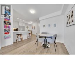 903 - 65 Oneida Crescent, Richmond Hill, ON L4B0G9 Photo 7