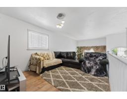 979 Hollingsworth Bn Nw, Edmonton, AB T6R3G7 Photo 42