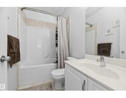 979 Hollingsworth Bn Nw, Edmonton, AB T6R3G7 Photo 39