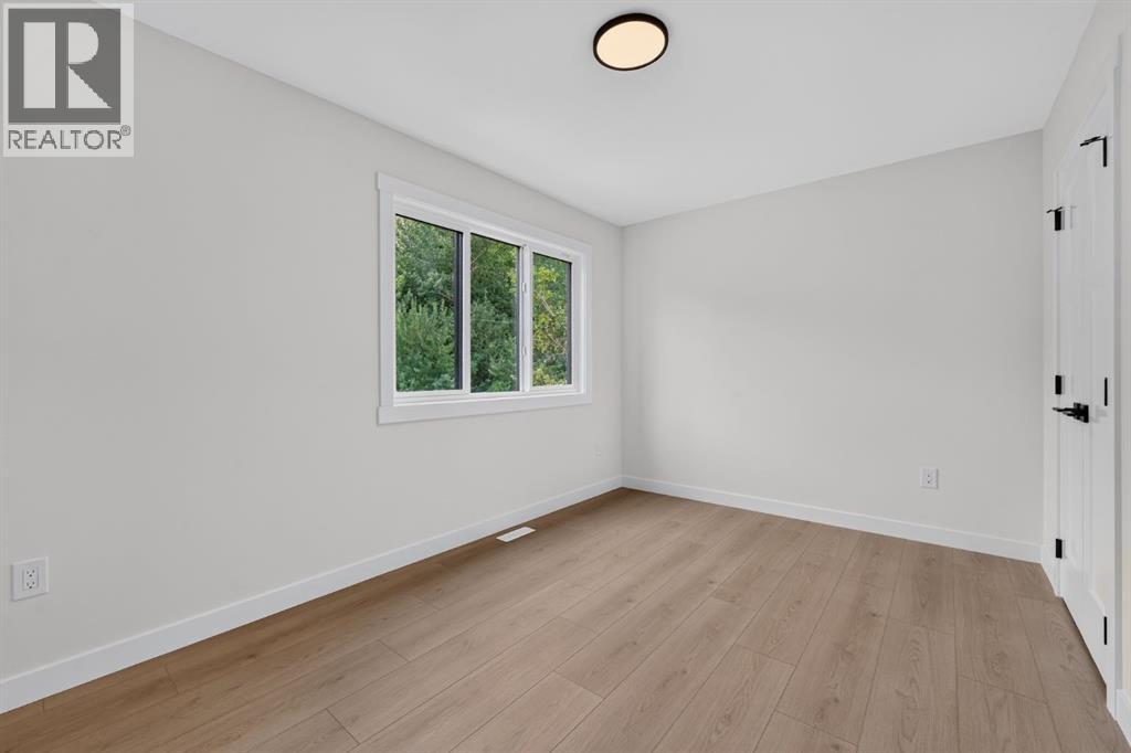 2024 12 Avenue SW - 28