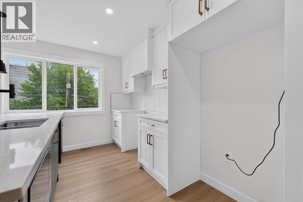 2022 12 Avenue SW - 22