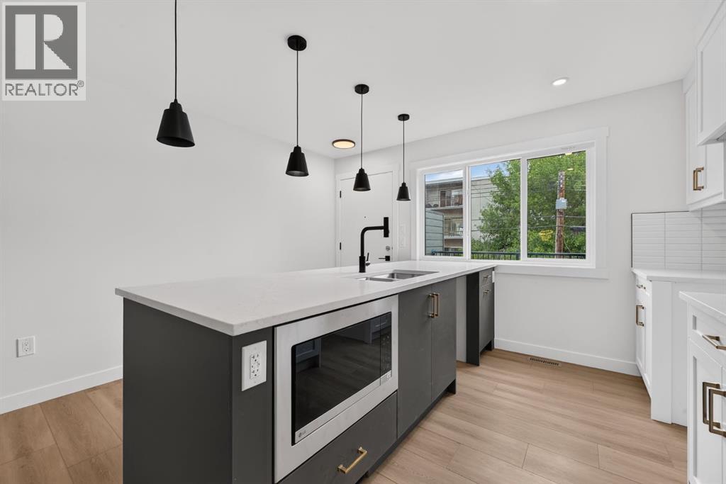 2022 12 Avenue SW - 23