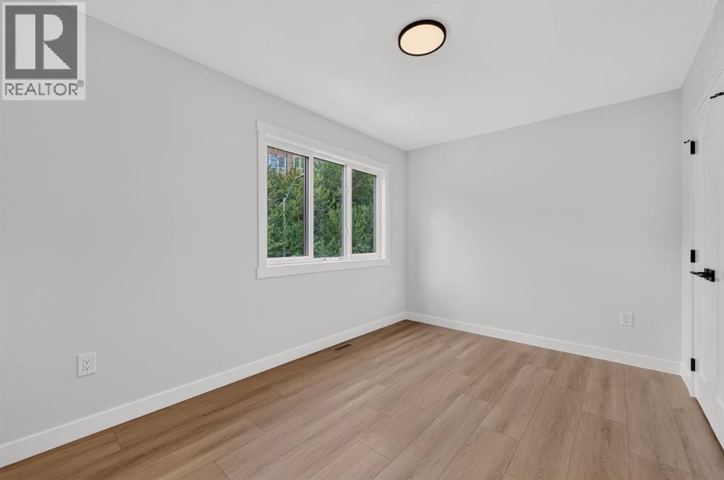 2022 12 Avenue SW - 26