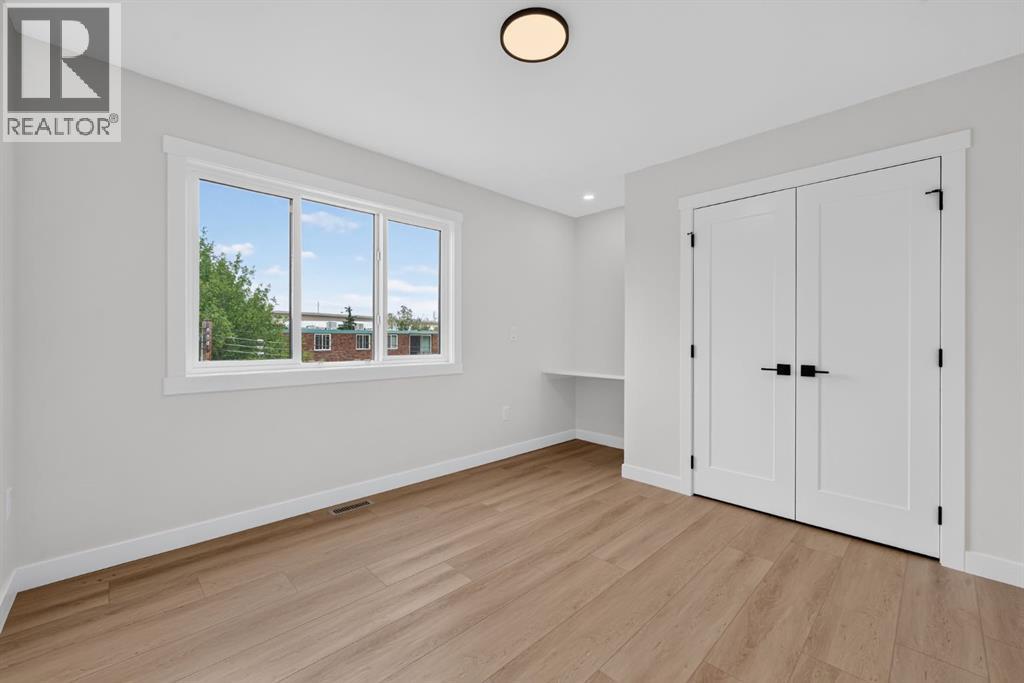 2022 12 Avenue SW - 29