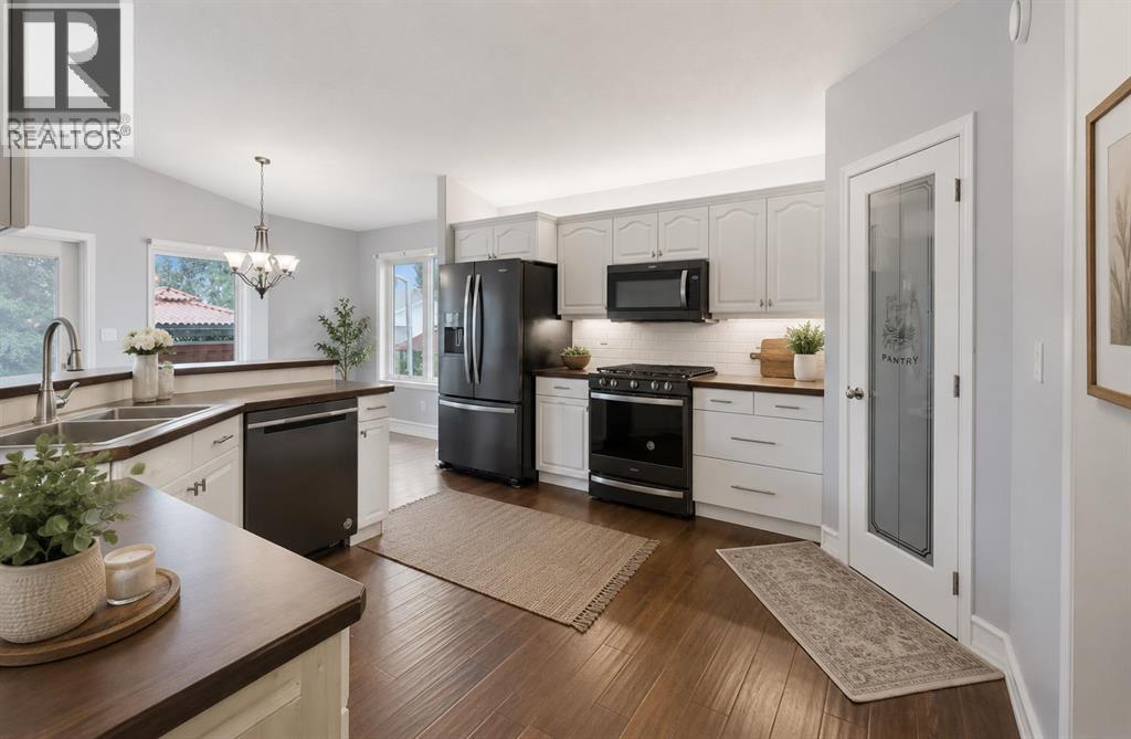 5508 49 Avenue - 12