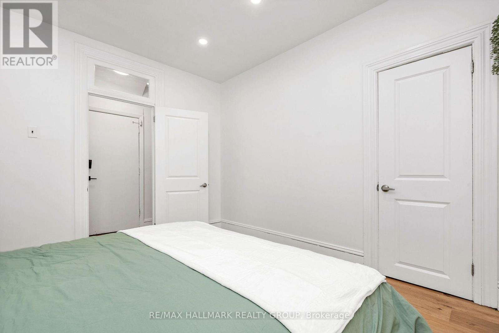 2 Bed, 1 Bath Multi-Family for Rent in Ottawa – UNIT 2 – 277 ARLINGTON AVENUE, Ottawa – MLS# X13654914 - Image 11