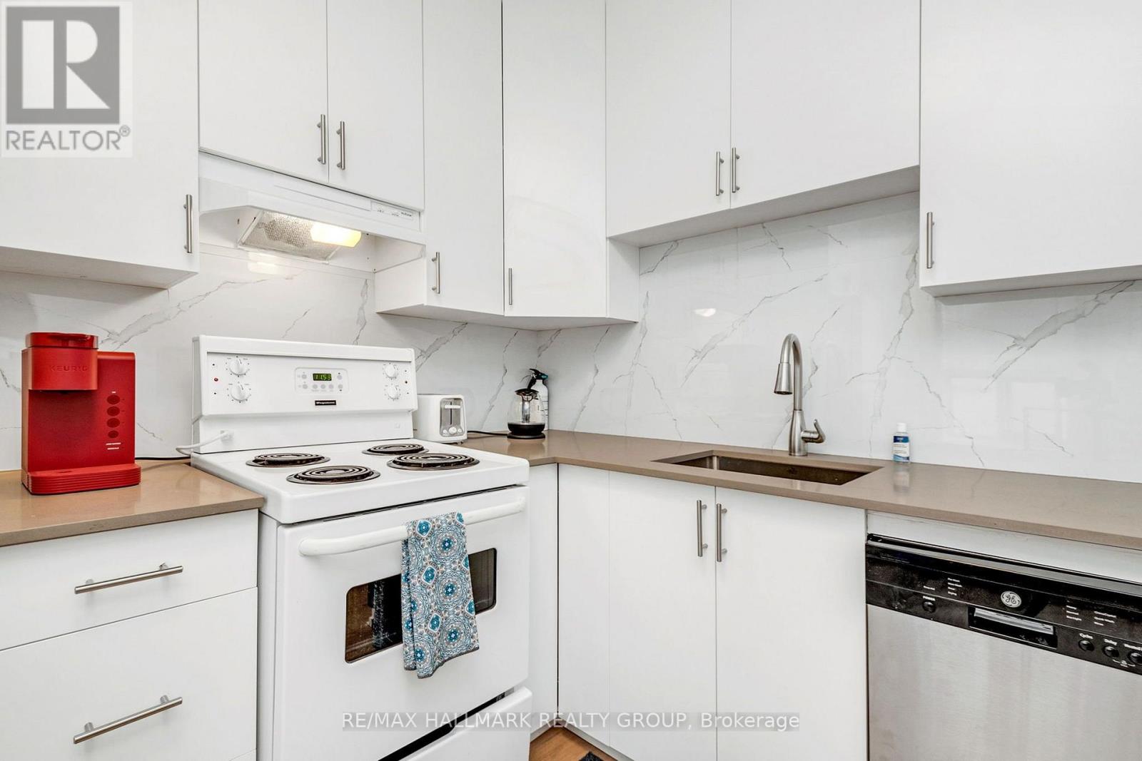 2 Bed, 1 Bath Multi-Family for Rent in Ottawa – UNIT 2 – 277 ARLINGTON AVENUE, Ottawa – MLS# X13654914 - Image 13