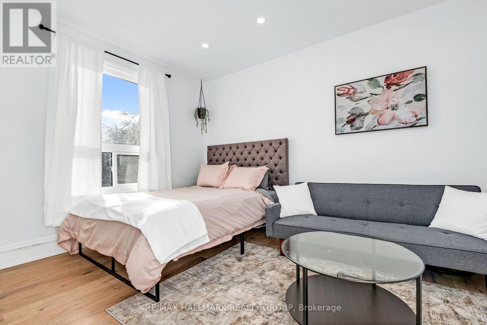2 Bed, 1 Bath Multi-Family for Rent in Ottawa – UNIT 2 – 277 ARLINGTON AVENUE, Ottawa – MLS# X13654914 - Image 7