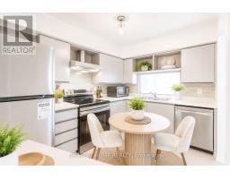 912 - 4 Park Vista Drive, Toronto, ON M4B3M8 Photo 10