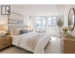 912 - 4 Park Vista Drive, Toronto, ON M4B3M8 Photo 11