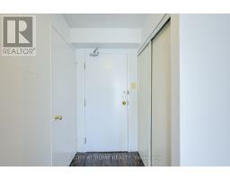 912 - 4 Park Vista Drive, Toronto, ON M4B3M8 Photo 6