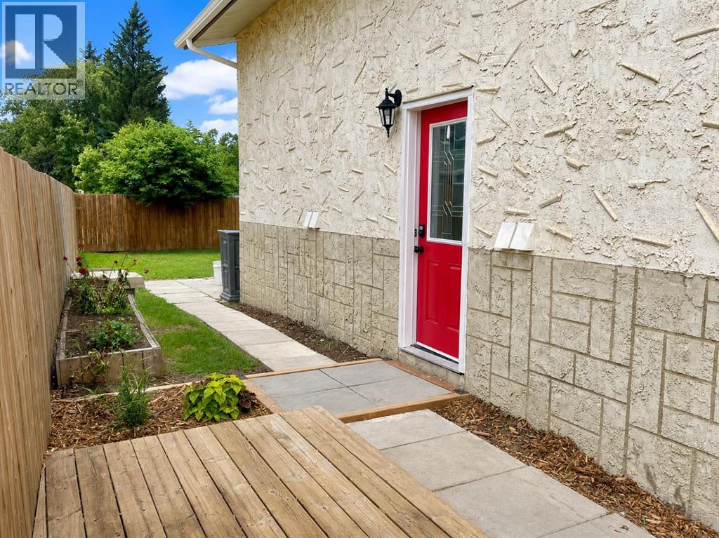 122 Allan Street - 2