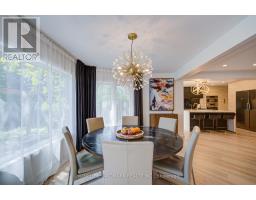 1360 Old English Lane, Oakville, ON L6M2P8 Photo 18