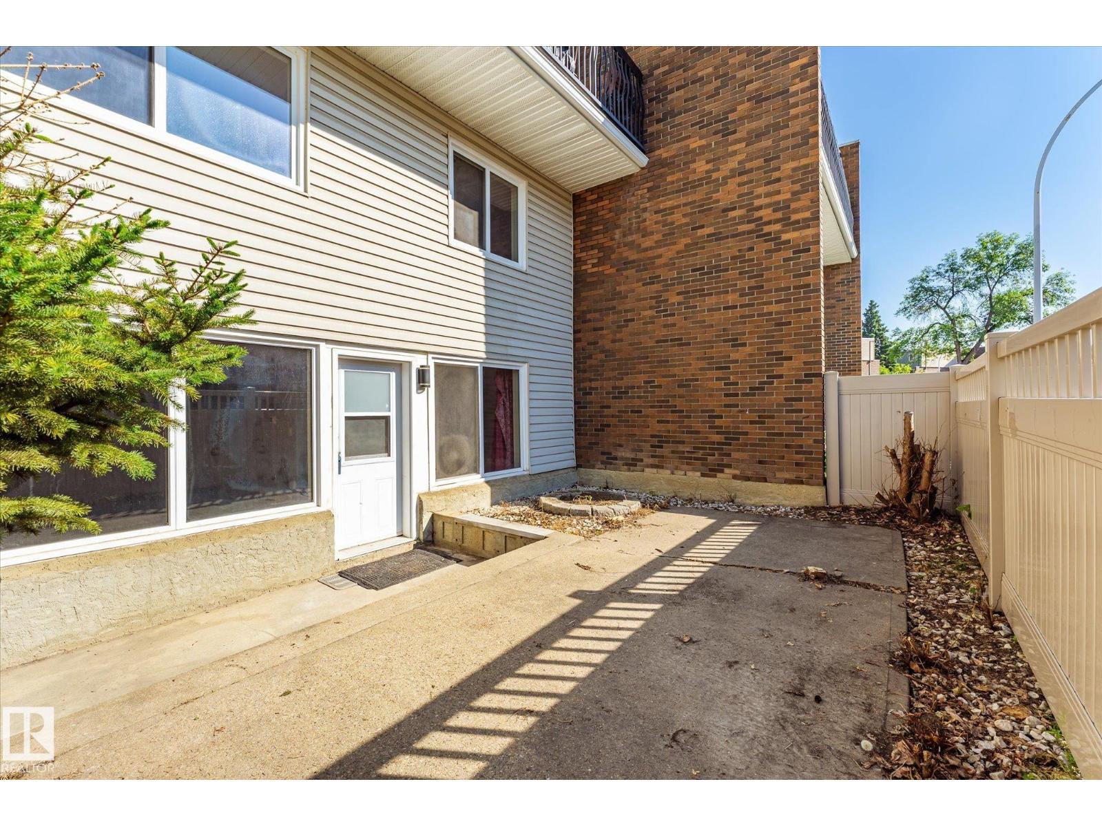 #104 7805 159 ST NW, Patricia Heights, Edmonton photo 2