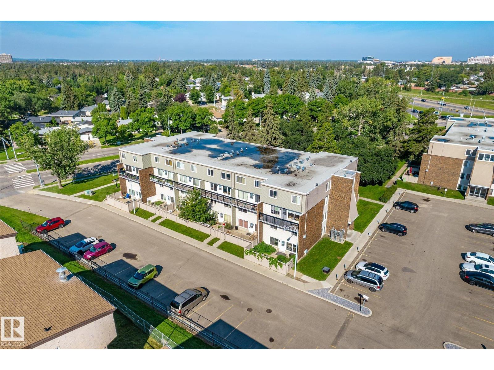 #104 7805 159 ST NW - Image 45