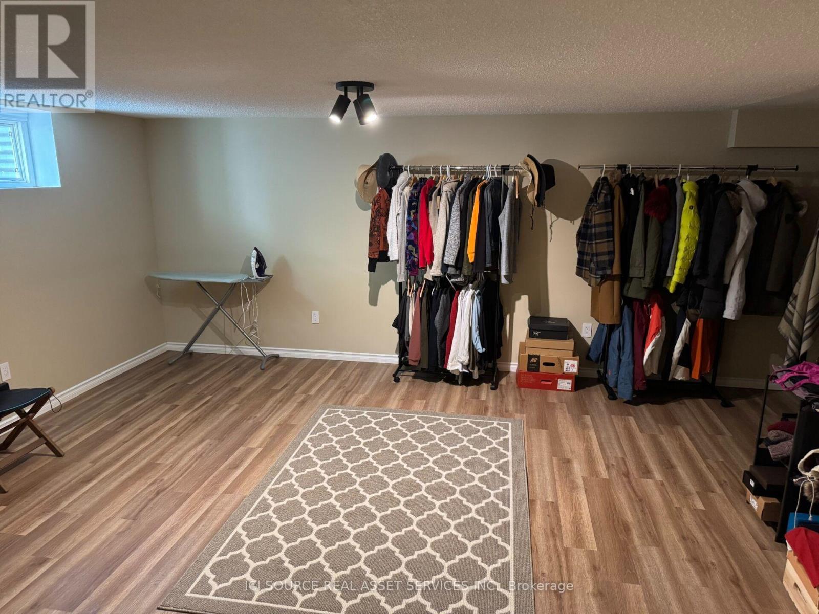 95 MELROSE AVENUE - 10