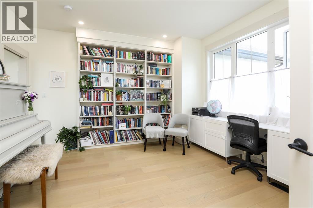 325 W 1 Avenue North - Photo 8