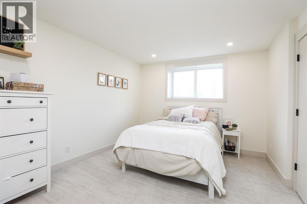 325 W 1 Avenue North - Photo 32