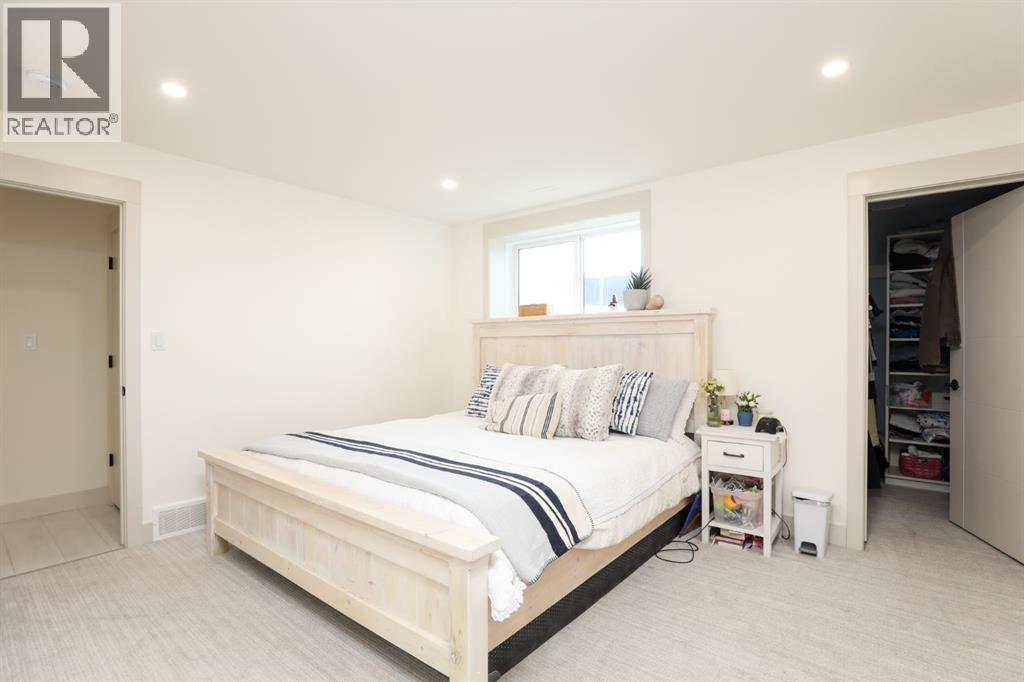 325 W 1 Avenue North - Photo 33
