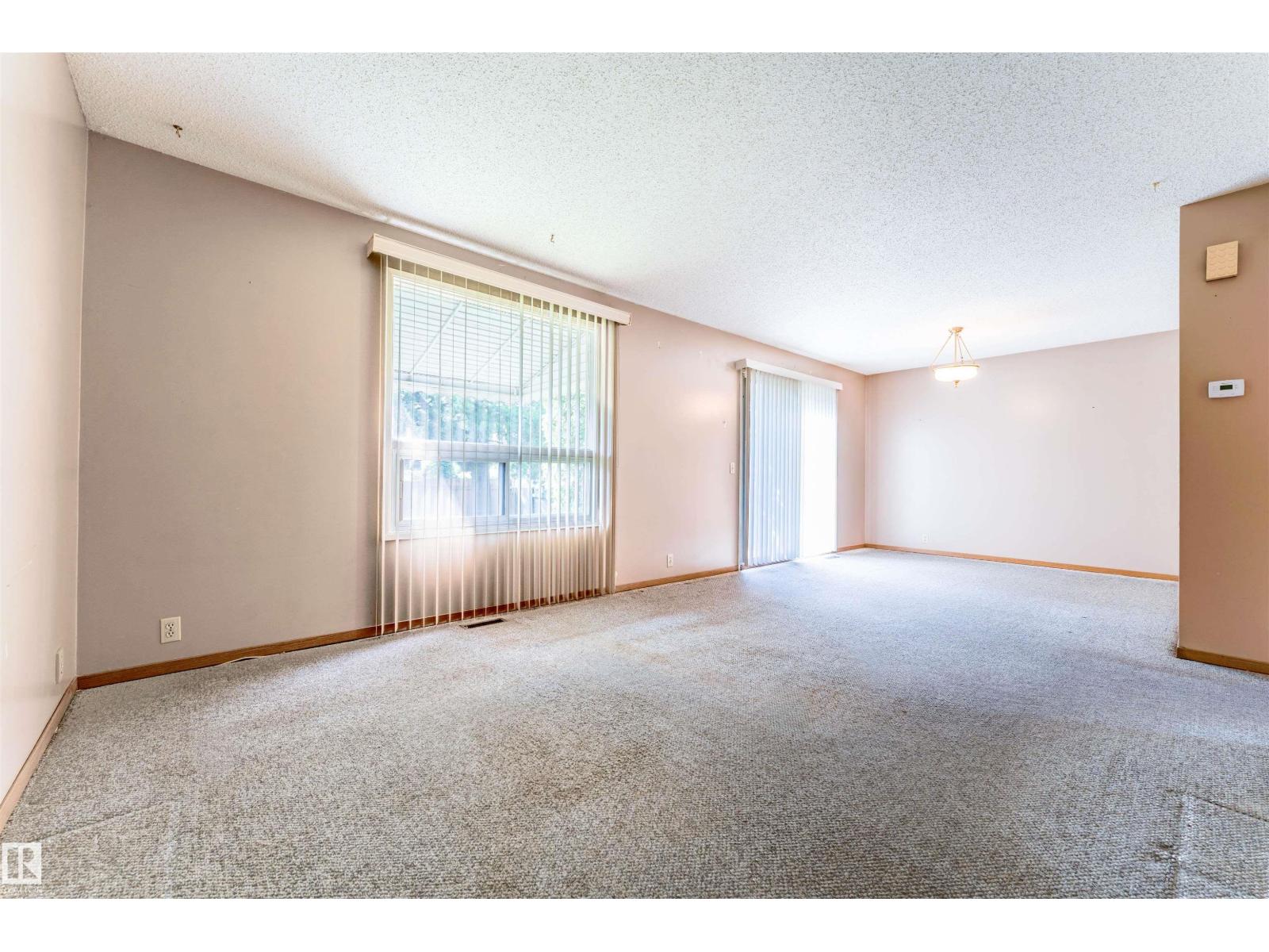 9245 54 ST NW - Image 10